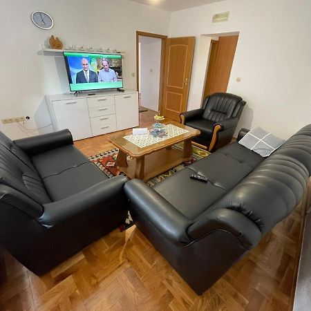 Apartman Green リヴノ エクステリア 写真
