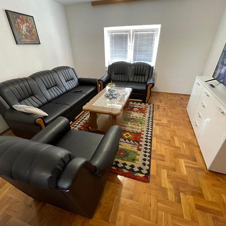 Apartman Green リヴノ エクステリア 写真